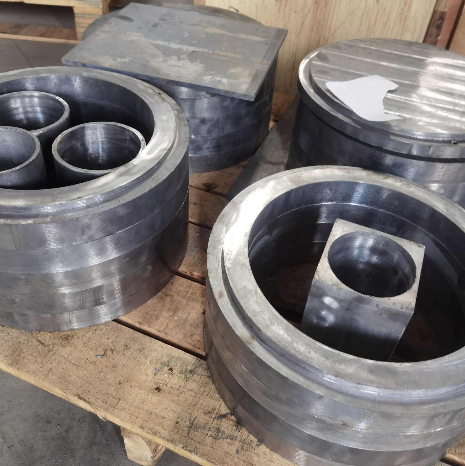 来宾铅丝的接缝密封